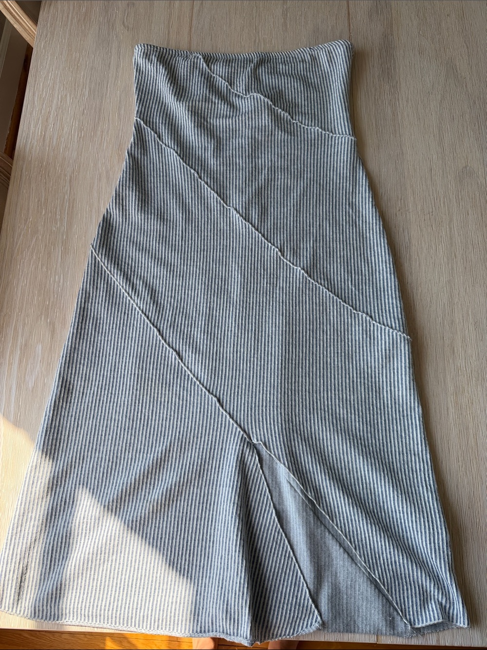 ✨Brand NEW Altar'd State Emily Stretchy MIDI strapless Dress✨